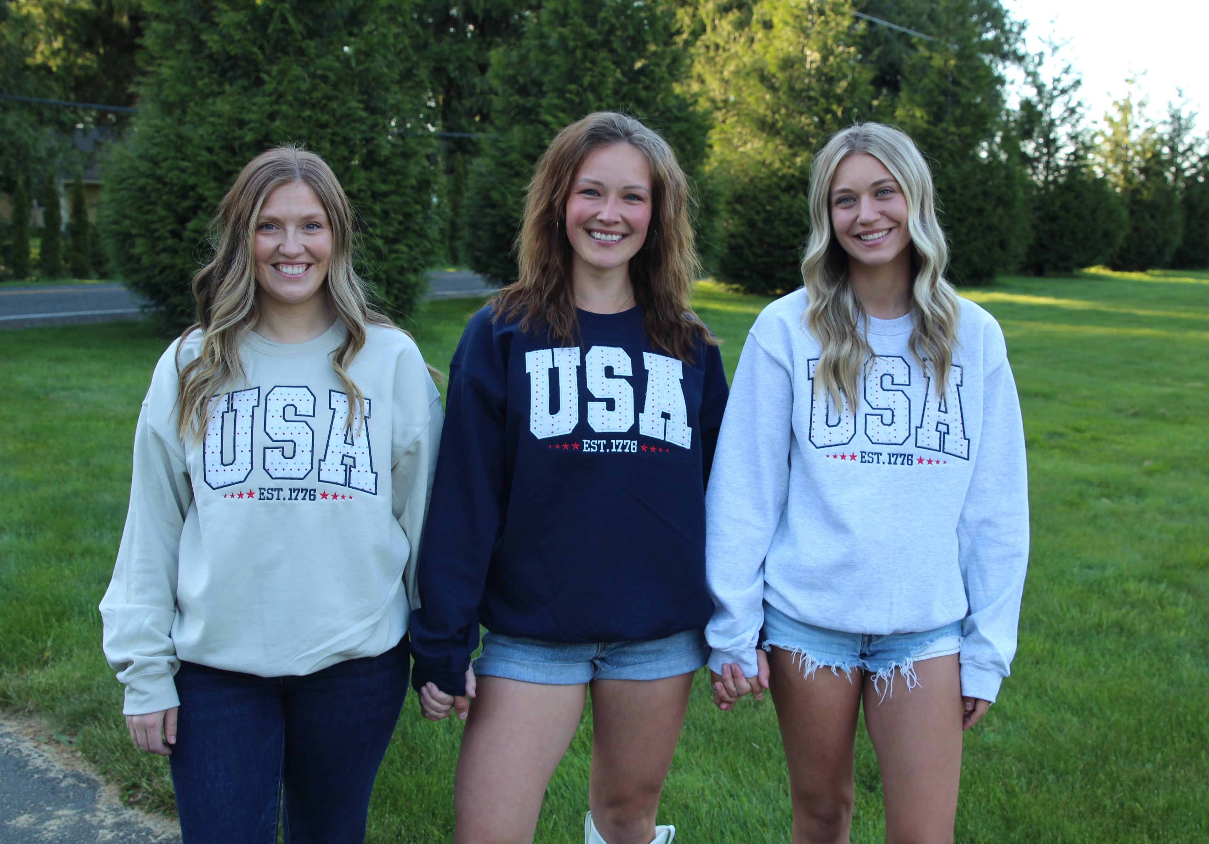 USA - Embroidered Crew