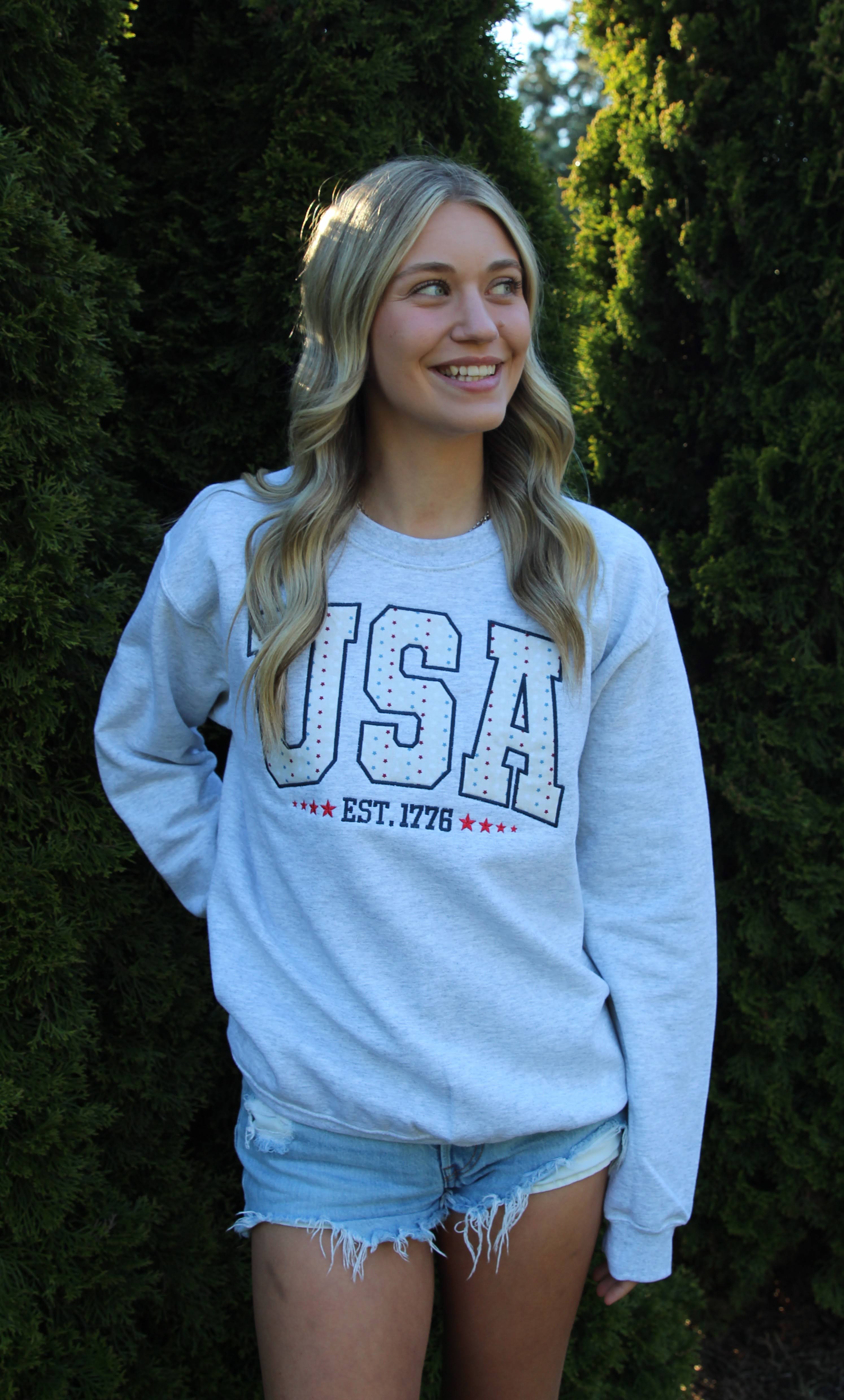 USA - Embroidered Crew