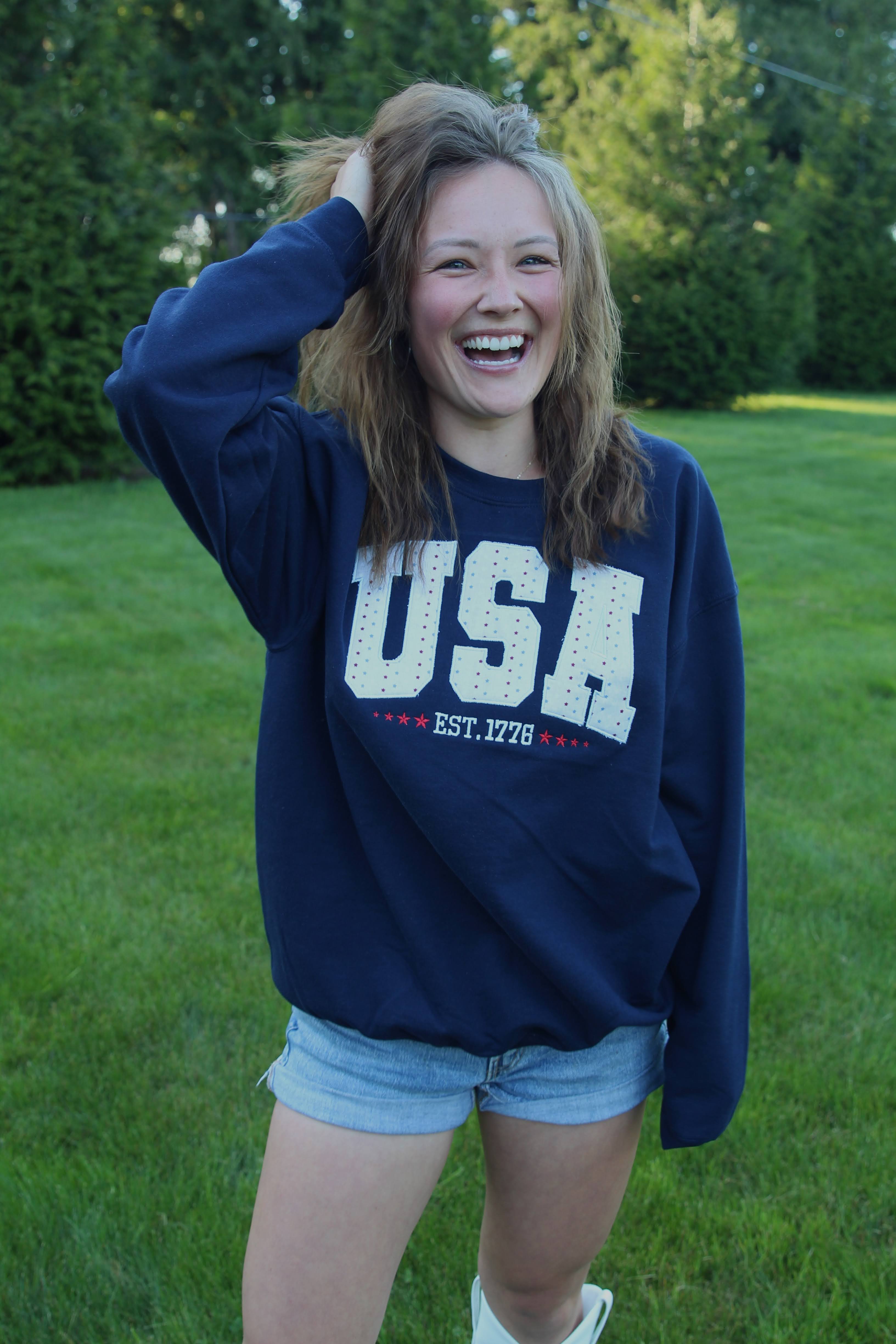 USA - Embroidered Crew