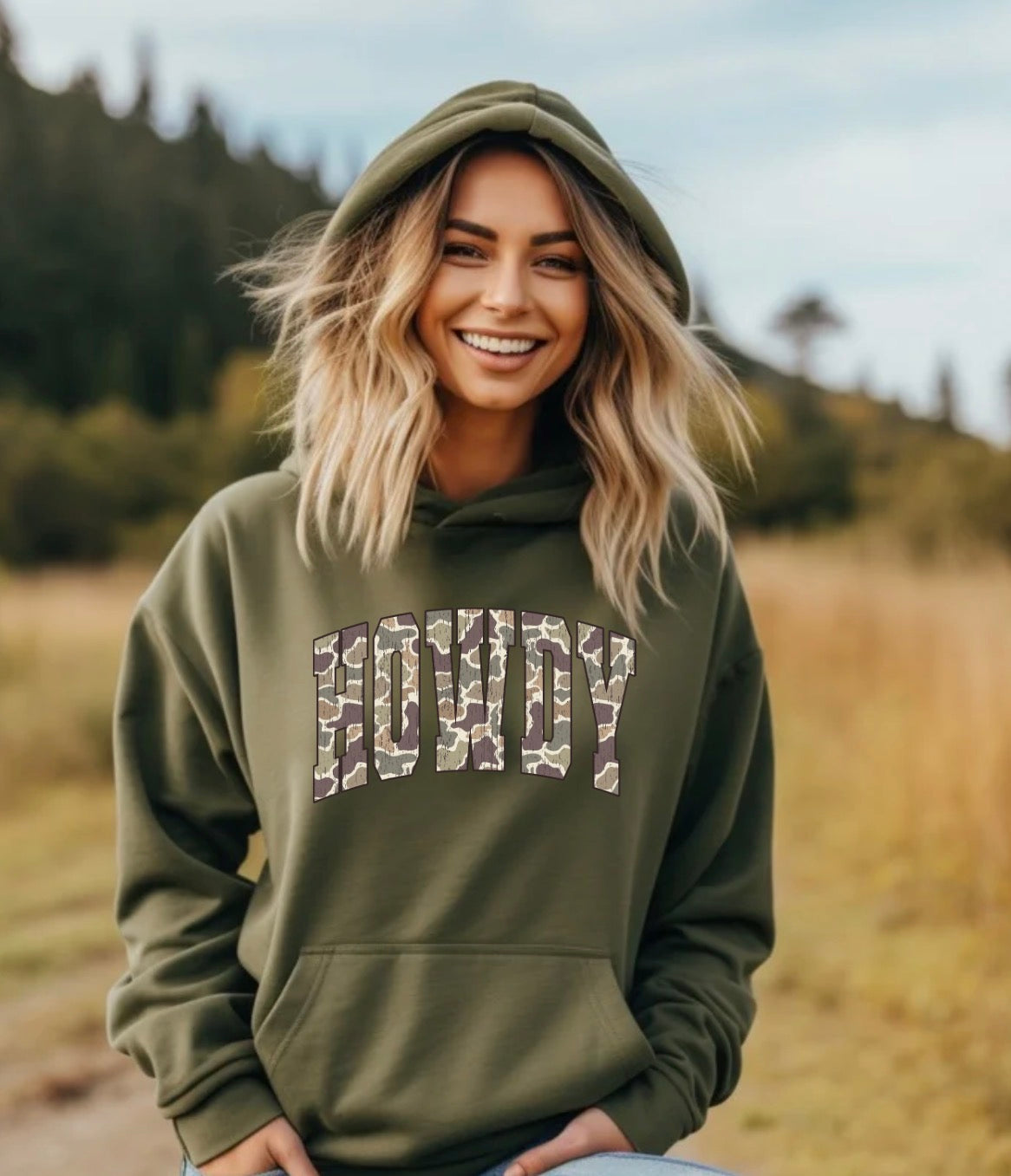 Camo Howdy - Hoodie